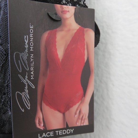 (#P) Marilyn Monroe Plunge V-Neck Stretch Lace Design Bodysuit - Picture 2 of 8